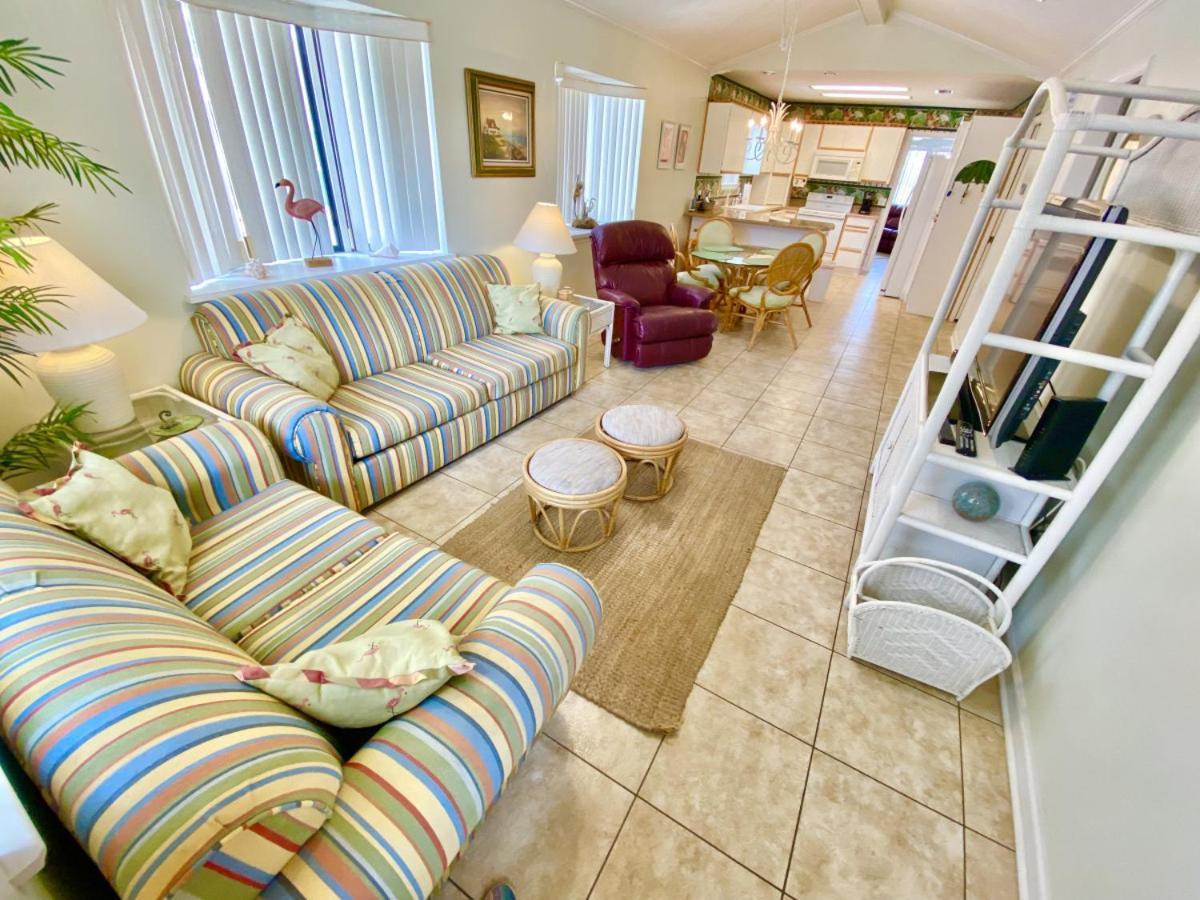 Venture Out 163 Gulf Loop 3bd 2ba With Golf Cart Holiday home *