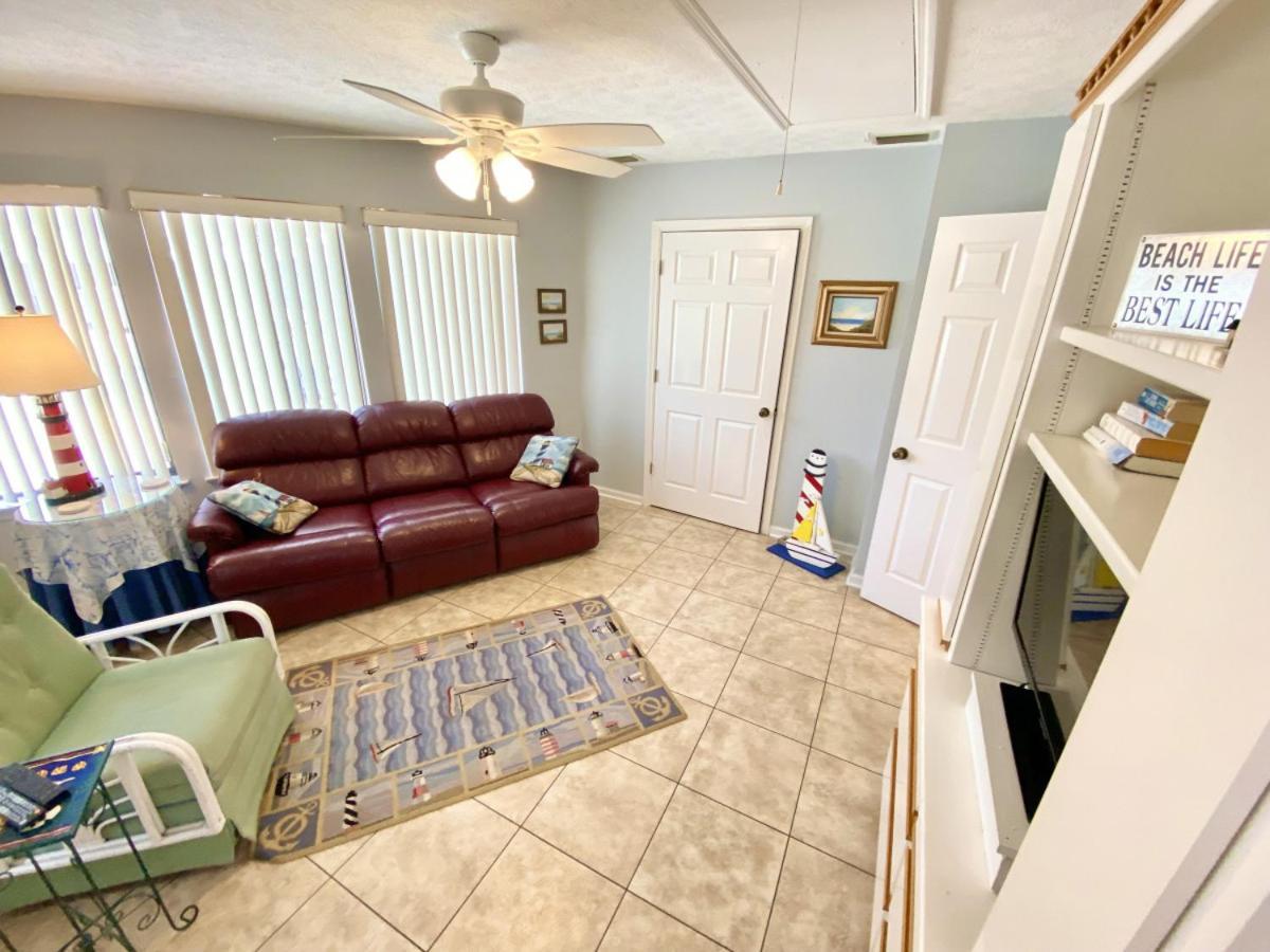 Venture Out 163 Gulf Loop 3bd 2ba With Golf Cart Holiday home
